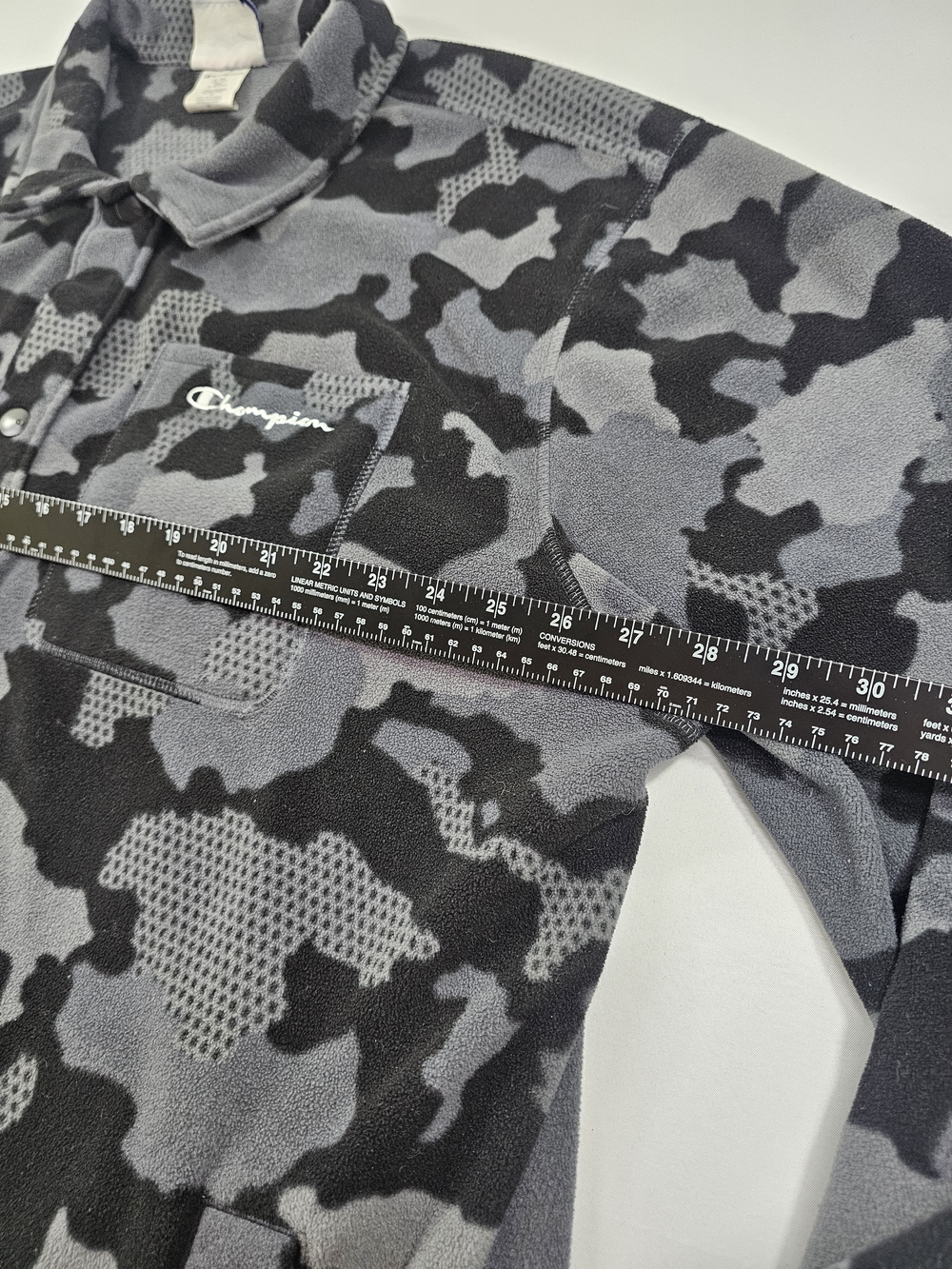 Champion Athleticwear Camo Fleece Jacket Men's 2XL Grey Black Snap Shacket Logo - Picture 3 of 7